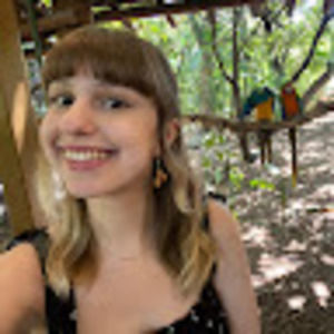 Meet your Posher, Liz